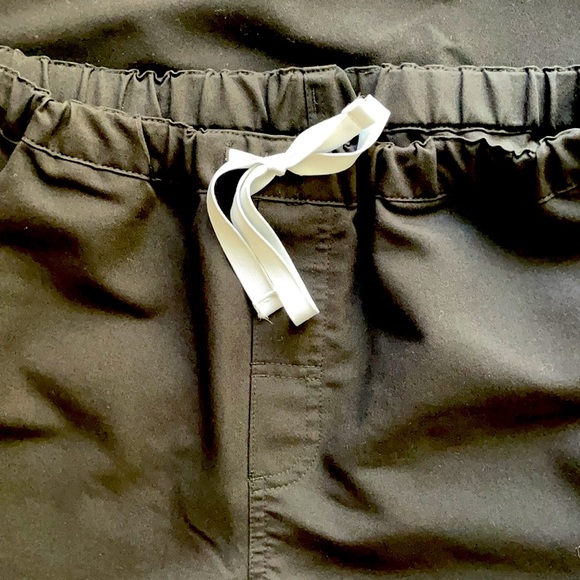 Figs top and bottom set - Picture 3 of 6